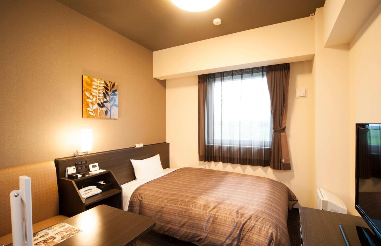Hotel Route-Inn Tsuyama Ekimae Extérieur photo