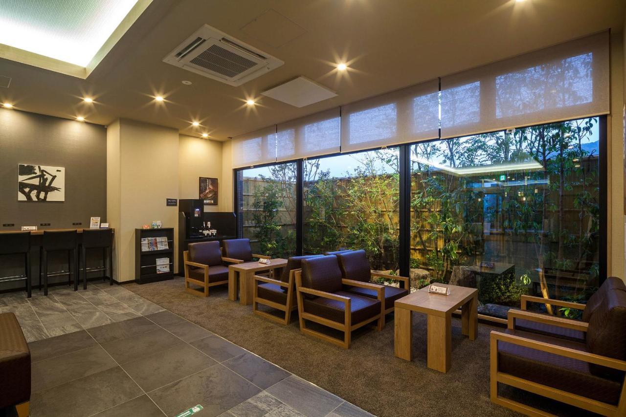 Hotel Route-Inn Tsuyama Ekimae Extérieur photo