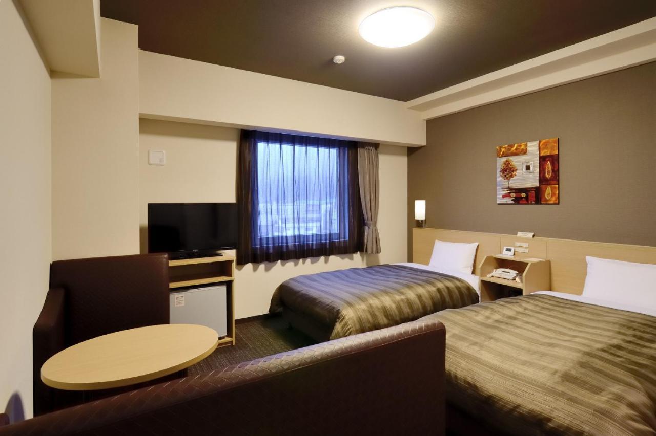 Hotel Route-Inn Tsuyama Ekimae Extérieur photo